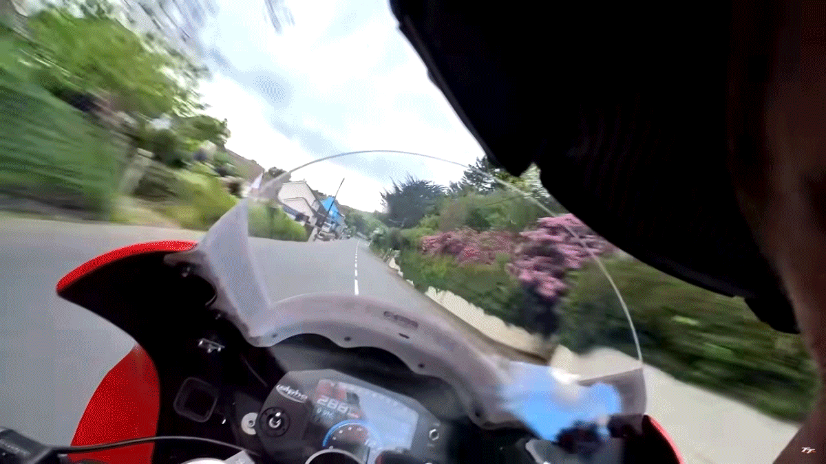 Isle Of Man TT Onboard Video Shows You Have To Be Completely Unhinged